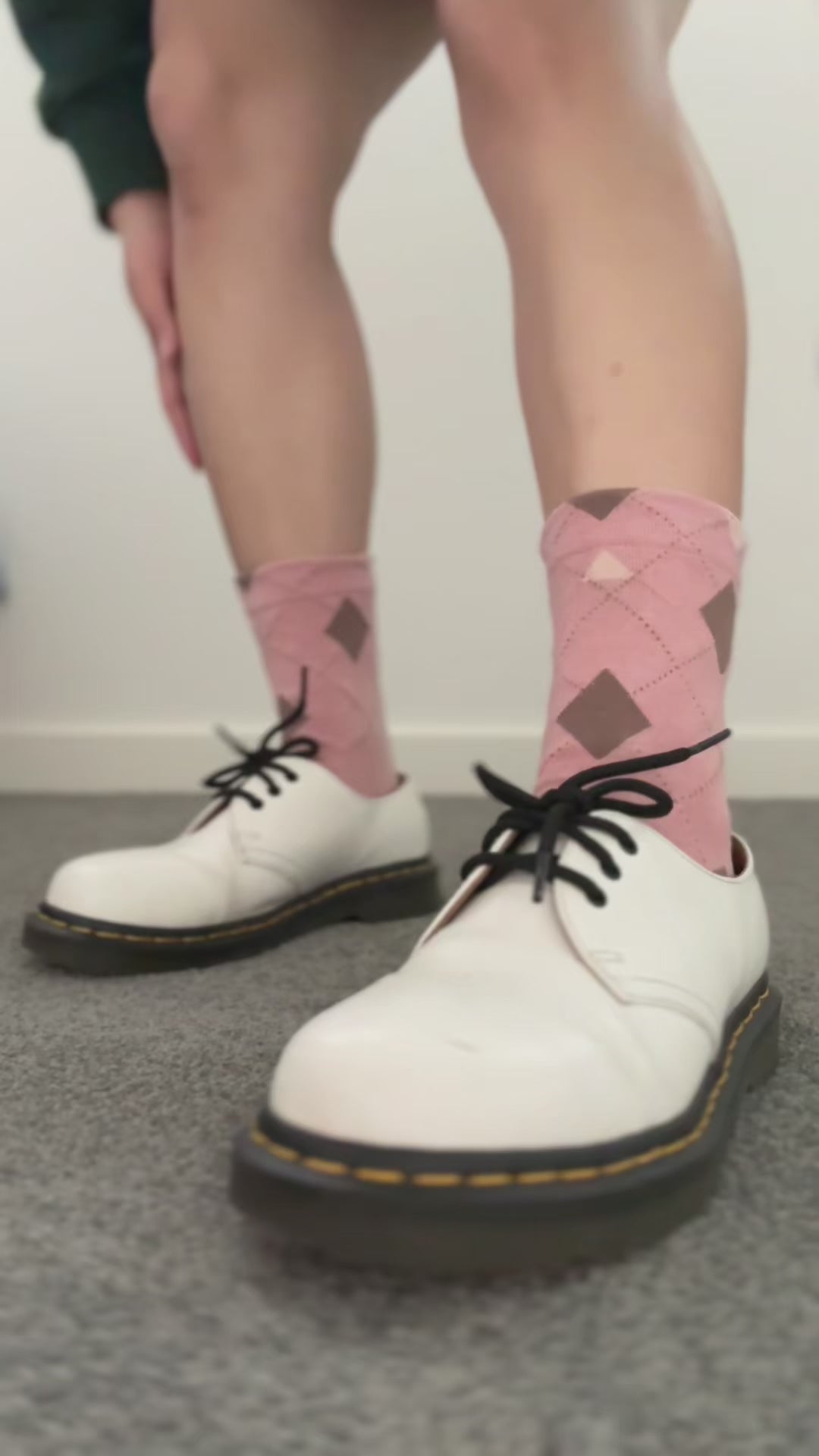 Argyle Pattern women's Crew Socks Video